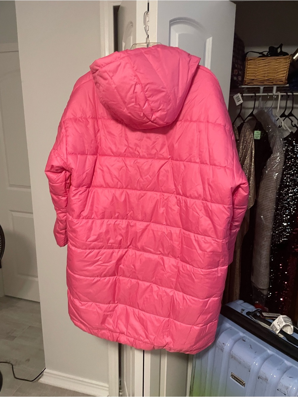 Nike Hot Pink Therma-FIT Quilted Jacket with Hood - Picture 4 of 4